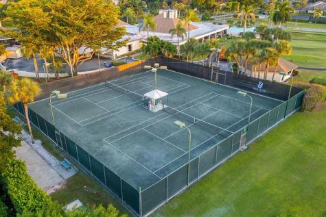 5021 Oak Hill Lane Delray Beach FL 33484