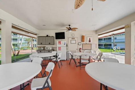 5300 Washington Street Hollywood FL 33021