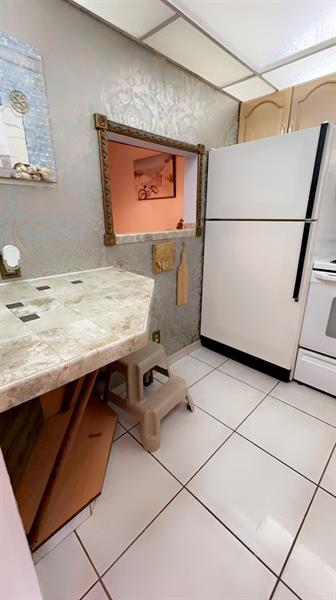 10466 Sunrise Lakes Boulevard Sunrise FL 33322