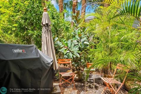 3320 Confetti Lane Margate FL 33063