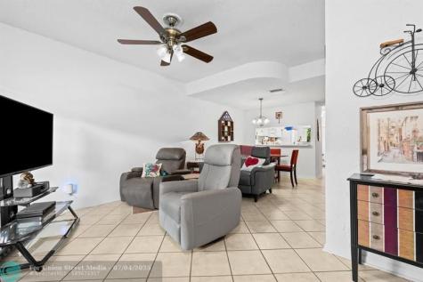 3320 Confetti Lane Margate FL 33063