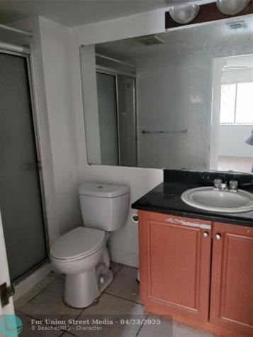 8307 Coral Lake Manor Coral Springs FL 33065