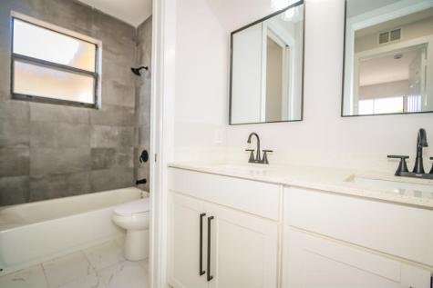 22808 SW 89th Path Cutler Bay FL 33190