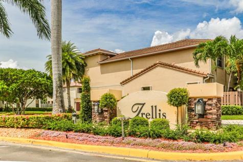 22808 SW 89th Path Cutler Bay FL 33190