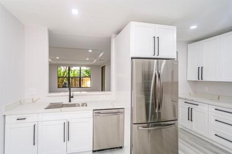 22808 SW 89th Path Cutler Bay FL 33190