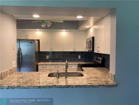 1110 SW 125th Avenue Pembroke Pines FL 33027