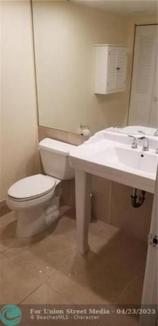 1110 SW 125th Avenue Pembroke Pines FL 33027