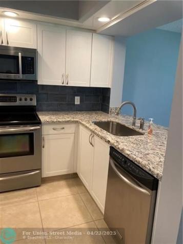 1110 SW 125th Avenue Pembroke Pines FL 33027