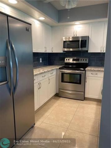 1110 SW 125th Avenue Pembroke Pines FL 33027