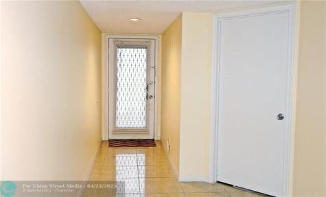 1110 SW 125th Avenue Pembroke Pines FL 33027