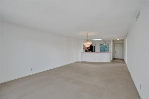 2221 Cypress Island Drive Pompano Beach FL 33069