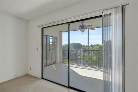 2221 Cypress Island Drive Pompano Beach FL 33069