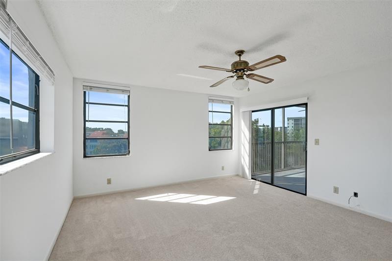 2221 Cypress Island Drive Pompano Beach FL 33069