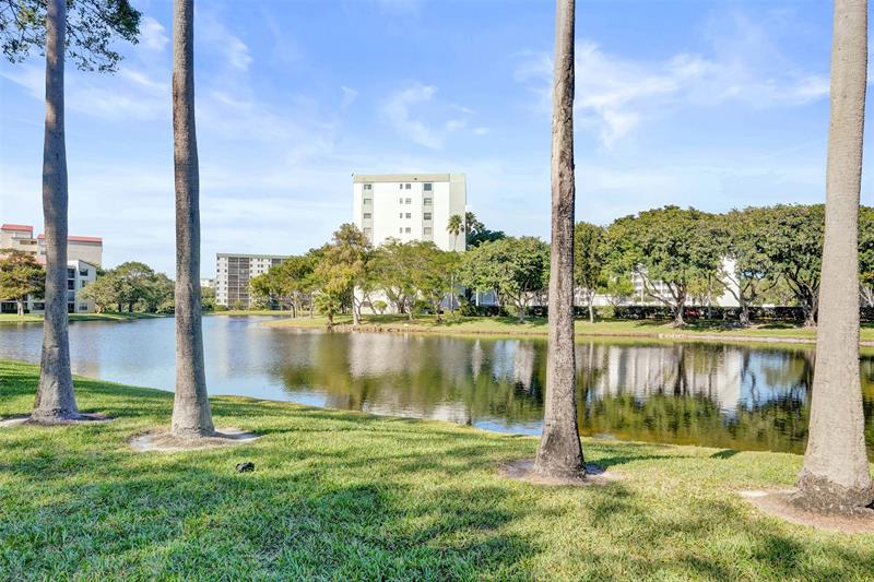 2221 Cypress Island Drive Pompano Beach FL 33069