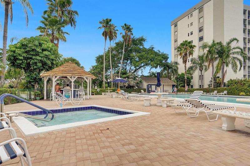 2221 Cypress Island Drive Pompano Beach FL 33069