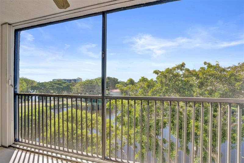 2221 Cypress Island Drive Pompano Beach FL 33069