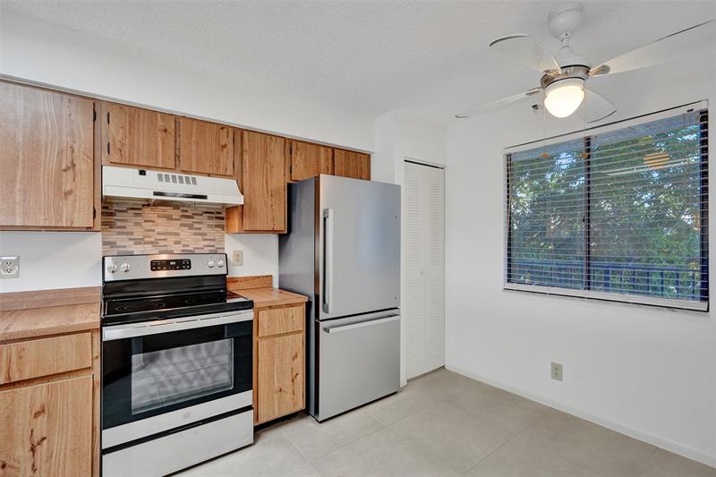 2221 Cypress Island Drive Pompano Beach FL 33069