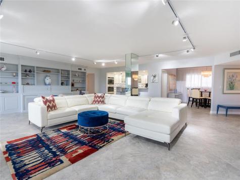 2850 N Palm Aire Drive Pompano Beach FL 33069