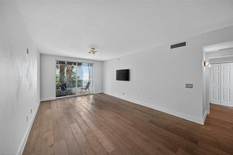 2421 NE 65th Street Fort Lauderdale FL 33308