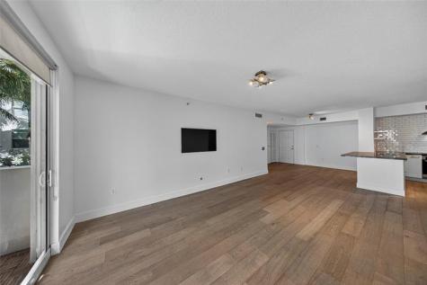 2421 NE 65th Street Fort Lauderdale FL 33308