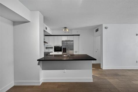 2421 NE 65th Street Fort Lauderdale FL 33308