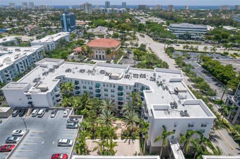 2421 NE 65th Street Fort Lauderdale FL 33308