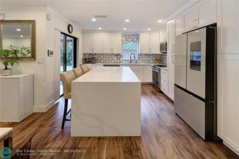 9390 SW 61st Way Boca Raton FL 33428