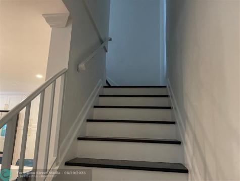 9390 SW 61st Way Boca Raton FL 33428