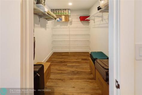 9390 SW 61st Way Boca Raton FL 33428