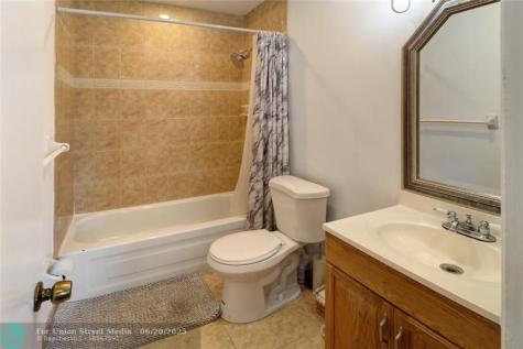 9390 SW 61st Way Boca Raton FL 33428