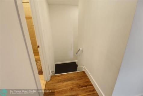 9390 SW 61st Way Boca Raton FL 33428