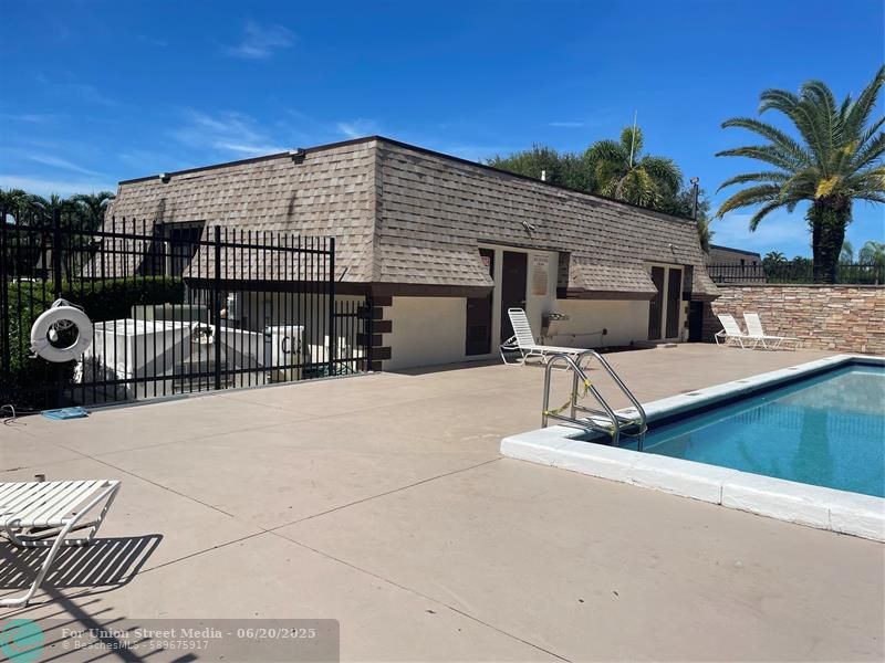 9390 SW 61st Way Boca Raton FL 33428