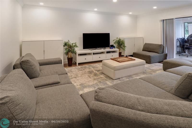 9390 SW 61st Way Boca Raton FL 33428