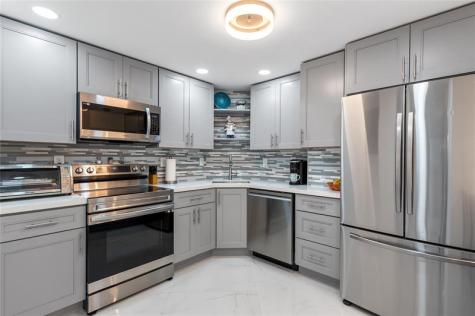 3200 NE 36th Street Fort Lauderdale FL 33308