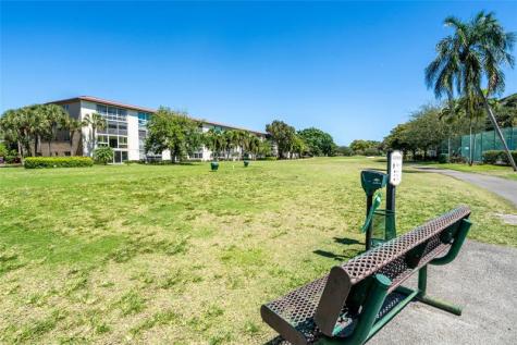3201 Portofino Point Coconut Creek FL 33066