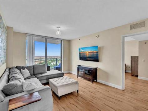 2681 N Flamingo Road Fort Lauderdale FL 33323