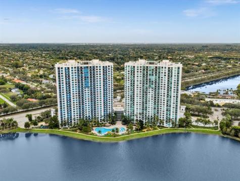 2681 N Flamingo Road Fort Lauderdale FL 33323