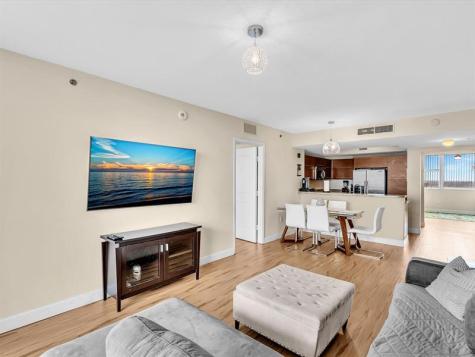 2681 N Flamingo Road Fort Lauderdale FL 33323