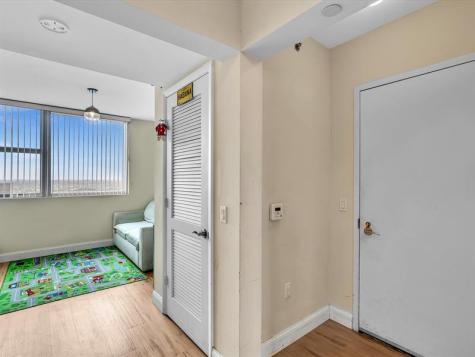 2681 N Flamingo Road Fort Lauderdale FL 33323