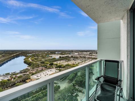 2681 N Flamingo Road Fort Lauderdale FL 33323