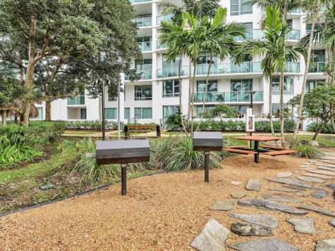 2681 N Flamingo Road Fort Lauderdale FL 33323