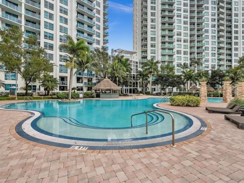 2681 N Flamingo Road Fort Lauderdale FL 33323