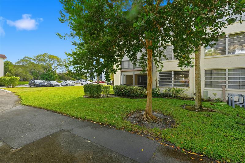 7500 NW 17th Street Plantation FL 33313