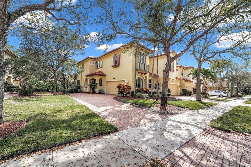 5747 NW 119th Drive Coral Springs FL 33076