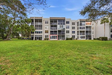 9410 Poinciana Place Davie FL 33324