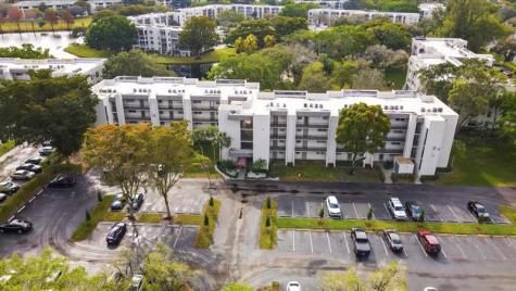 9410 Poinciana Place Davie FL 33324