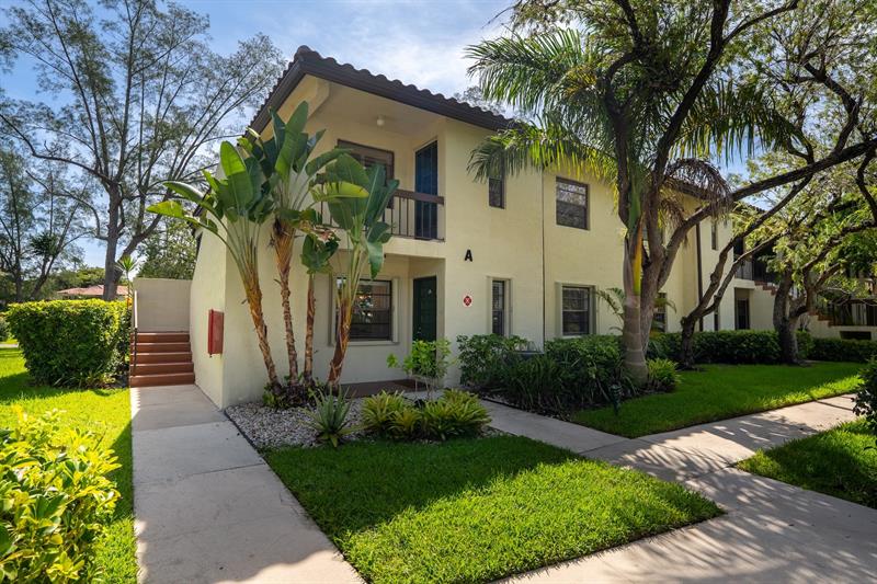 21668 Arriba Real Boca Raton FL 33433