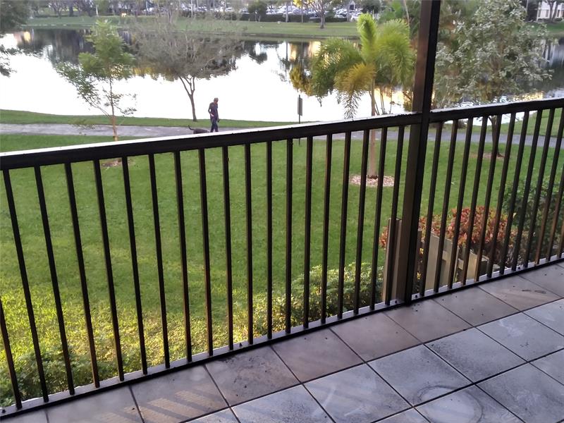 2112 S Cypress Bend Drive Pompano Beach FL 33069