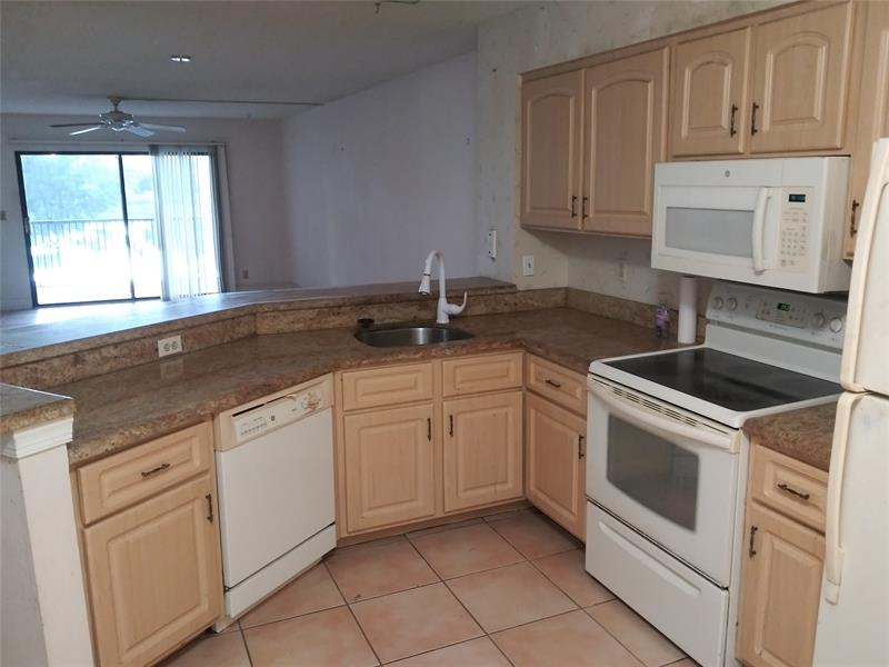 2112 S Cypress Bend Drive Pompano Beach FL 33069