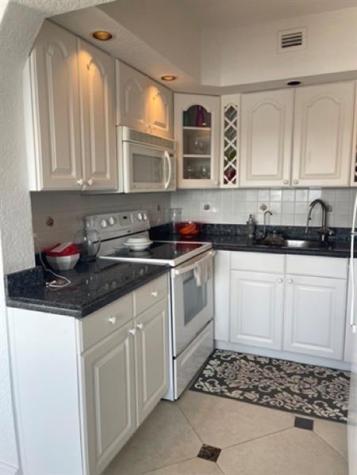 1201 S Riverside Drive Pompano Beach FL 33062